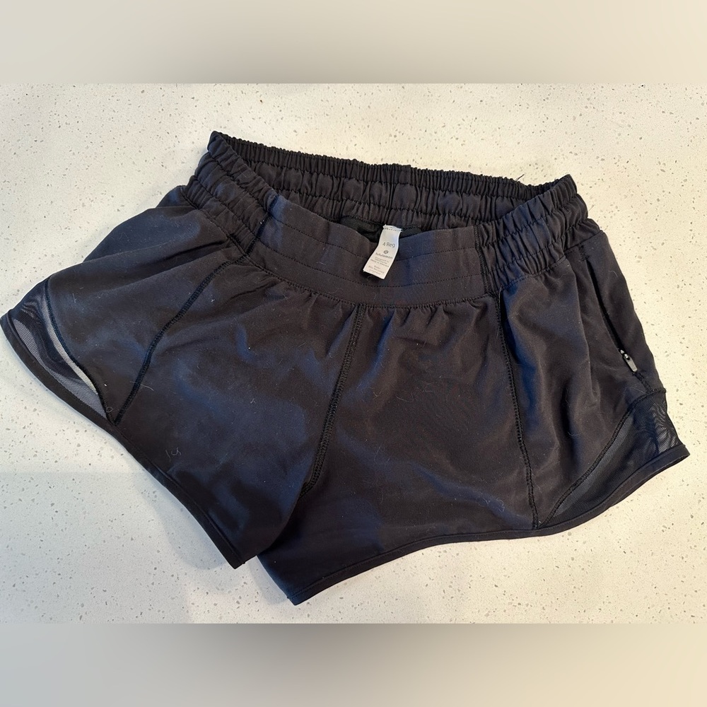 Lululemon Hotty Hot shorts in black